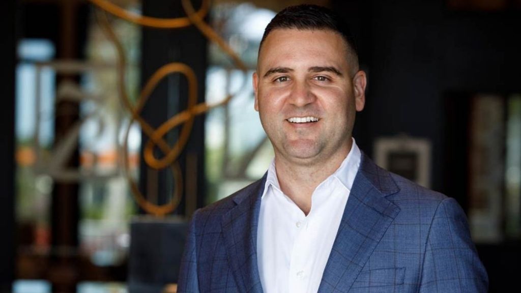 Misha Ezratti net worth